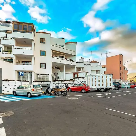 Los Cristianos One Bedroom With Pool View *